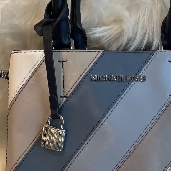 Michael Kors Adele Medium Messenger Leather Satchel - Picture 2 of 6